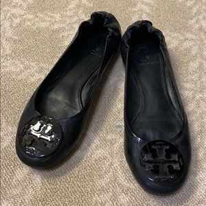 Tory Burch Black ballet flat.